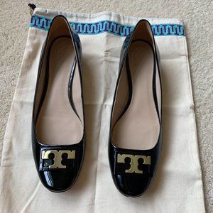 Tory Burch Black Patent Leather Shoes